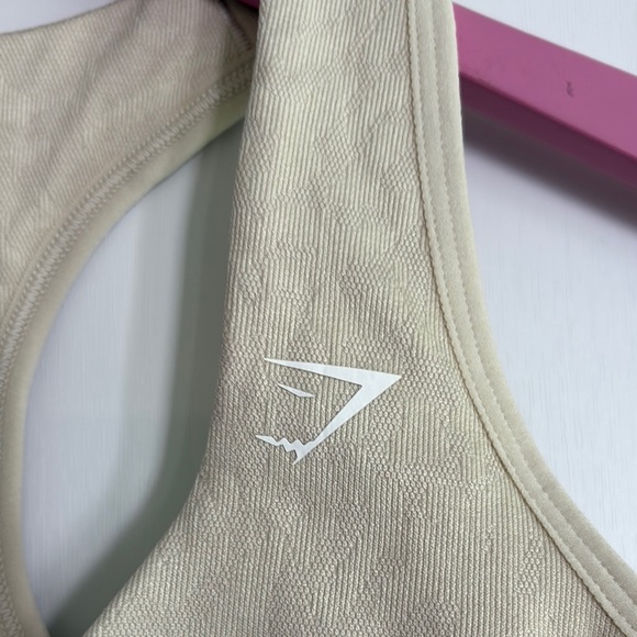 Gymshark Beige Twist Sports Bra - Picture 2 of 4